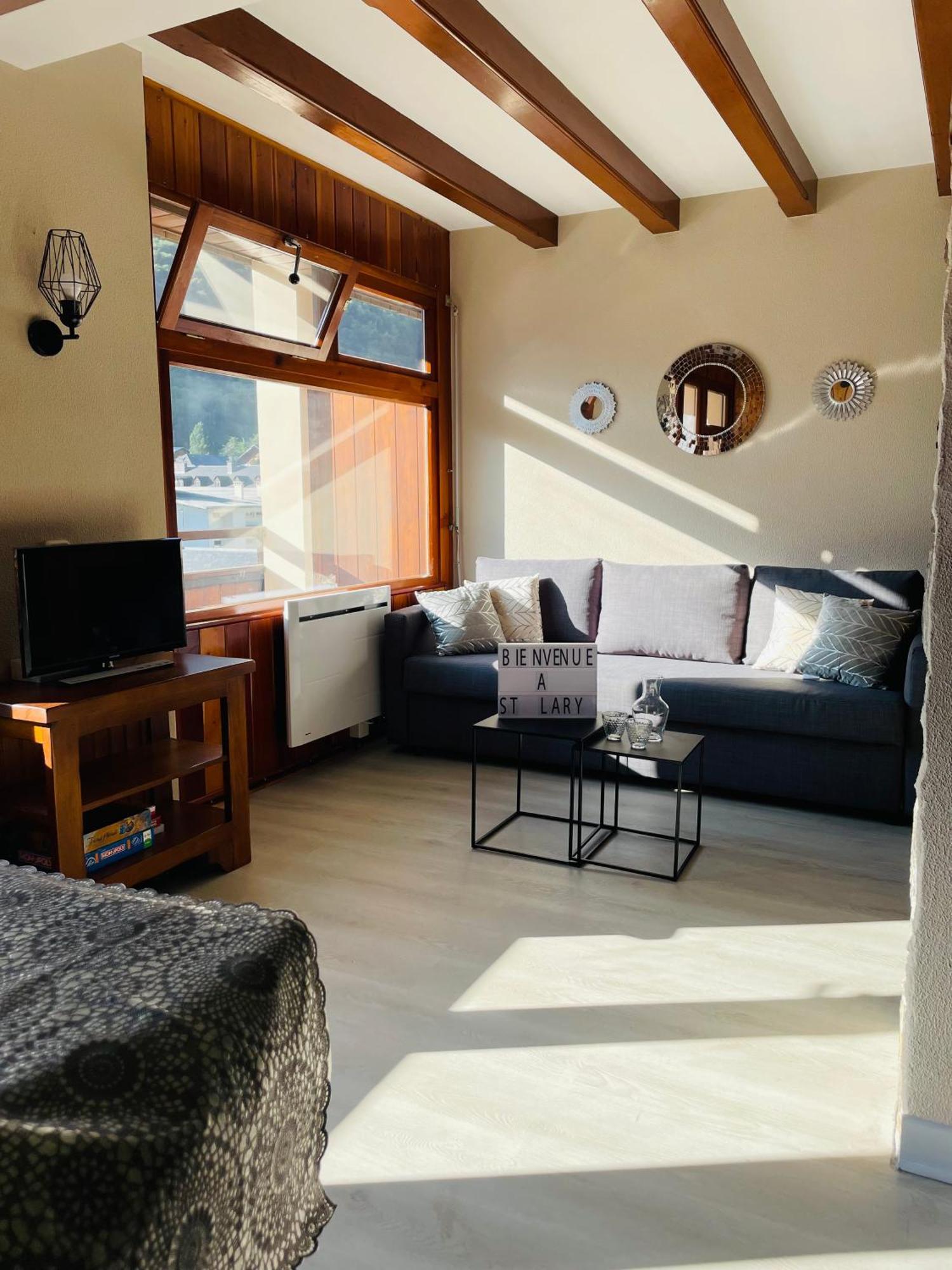 Appartement 58 M2 Avec Piscine Interieure Vue Montagne Centre Village , Parking Prive Saint-Lary-Soulan Zewnętrze zdjęcie